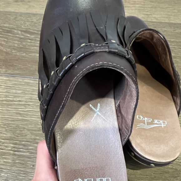 Dansko Deni Leather Women's Platform Heeled Fringe Studded Clogs Brown Size 40 - Picture 5 of 10